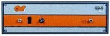 Amplifier Research 10W1000M7 solid-state RF-förstärkare med 10W uteffekt, frekvensomfång 1-1000 MHz och 40 dB förstärkning för RF och EMI-testning utan bandväxling.