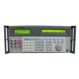 Fluke 5520A-600 Multifunktions Kalibrering med Oscilloskop