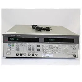 Keysight 83732B syntiserad signalgenerator