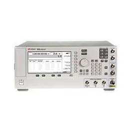 Keysight 8644B syntetiserad signalgenerator