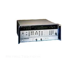 Keysight 8657B syntetiserad signalgenerator