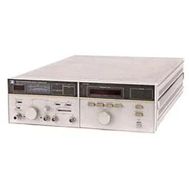 Keysight 8672A synteticerad signaalgenerator