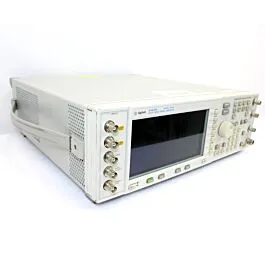 Keysight E4432B Digital RF-signalgenerator