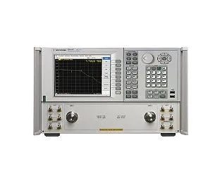 Keysight E8361C vektornätverksanalysator