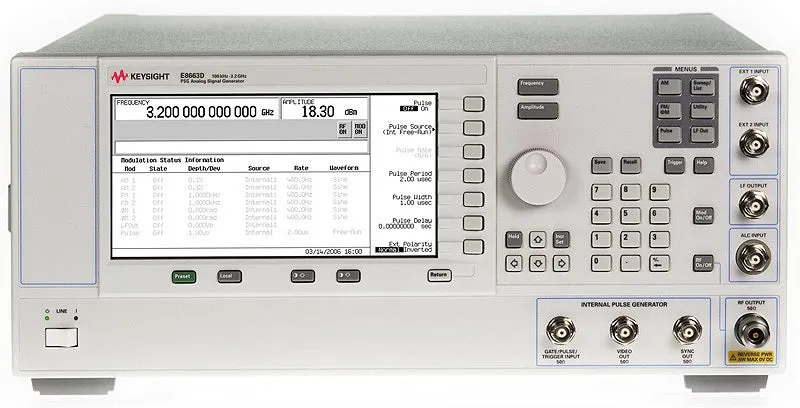 Keysight E8663D analog signalgenerator