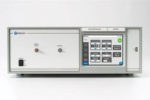Noise Com CNG-EBNO Bärar-till-bullergenerator