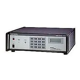 Noisecom UFX7110 brusgenerator