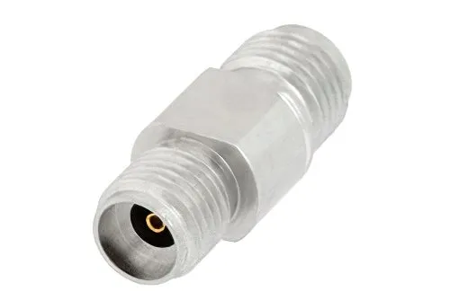 Pasternack PE91499 2.92mm hona till 2.4mm hona adapter