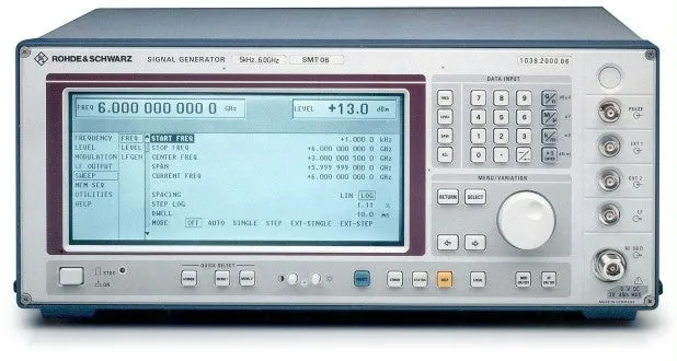 Rohde & Schwarz SMT03 signalgenerator