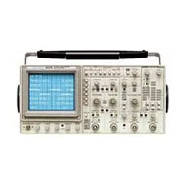 Tektronix 2247A 100 MHz 4-kanals oscilloskop