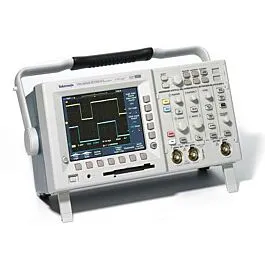 Tektronix TDS3014B Digitalt Phosphor-Oscilloskop